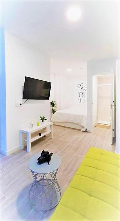 Coqueto Apartamento Nuevo En Pleno Centro De Algeciras Bb Extérieur photo